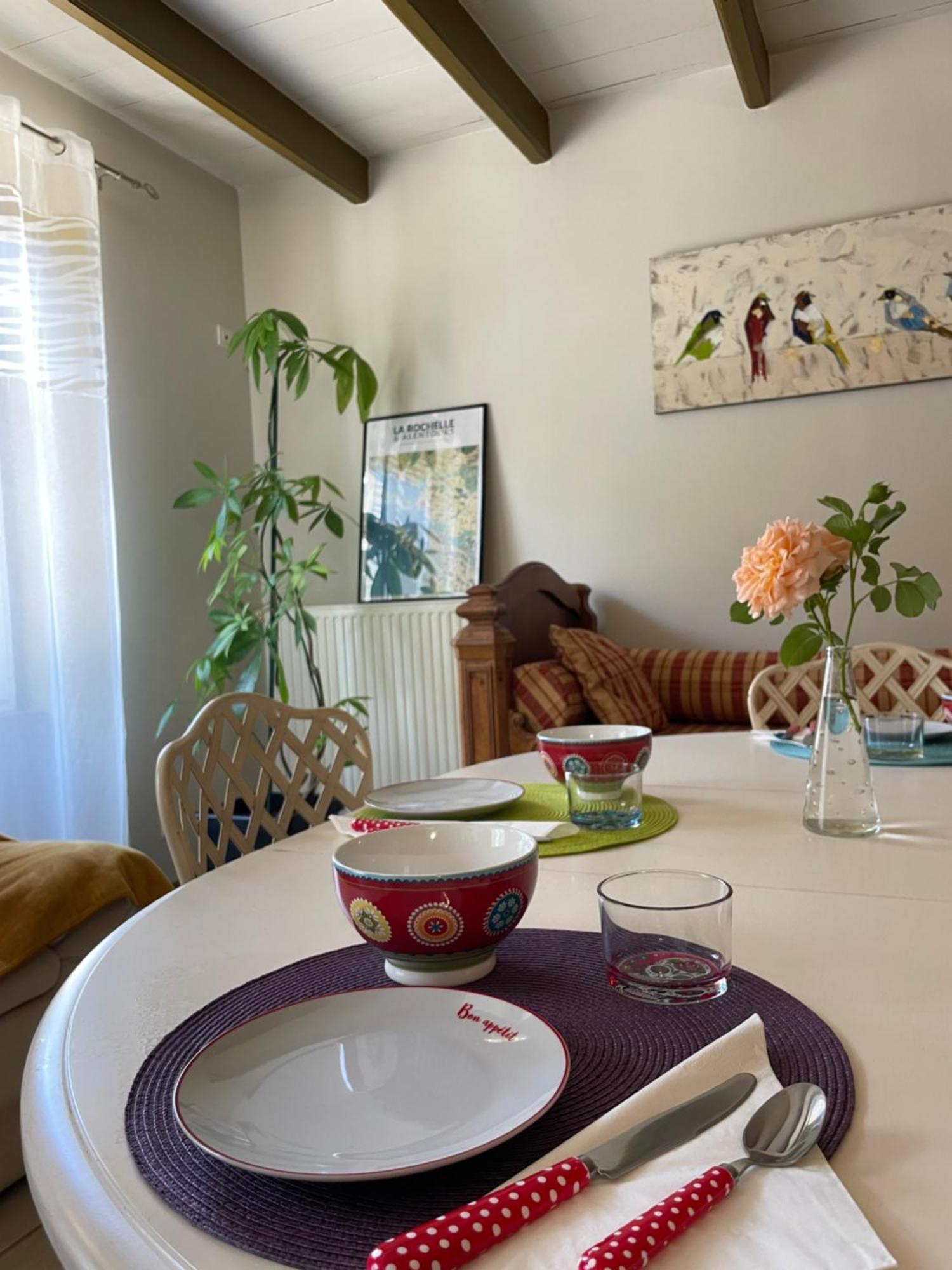 L'Escale Bed and Breakfast La Jarrie Εξωτερικό φωτογραφία